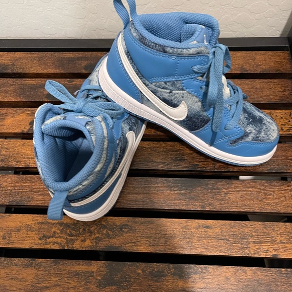 Kids Blue Denim Sneakers with White Accents - Picture 7 of 8